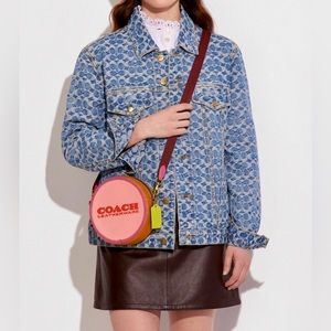 100% AUTHENTIC Coach Kia Circle Bag crossbody.